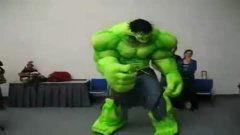 绿巨人变成人的视频,从巨兽到人类的奇幻之旅